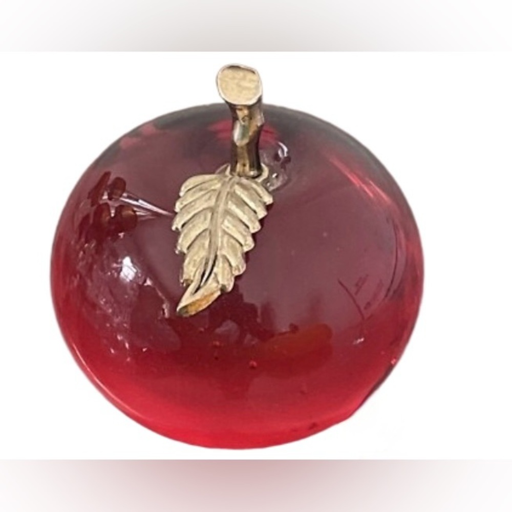 Elegant vintage Red Glass Apple paperweight Accent